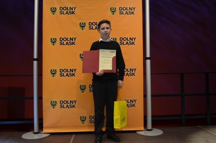zdolny-slask-tomasz-pypec-absolwent-sp-2-laureatem-foto-60812