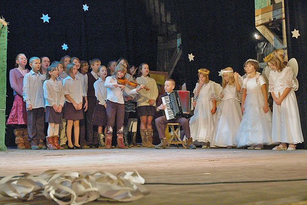 jaseka-w-wykonaniu-najmodszych-6082