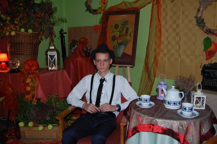 jesienne-klimaty-w-zespole-szko-w-mysakowicach-foto-60926