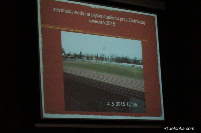 o-stadionie-na-sesji-bez-konkretow-foto-60941