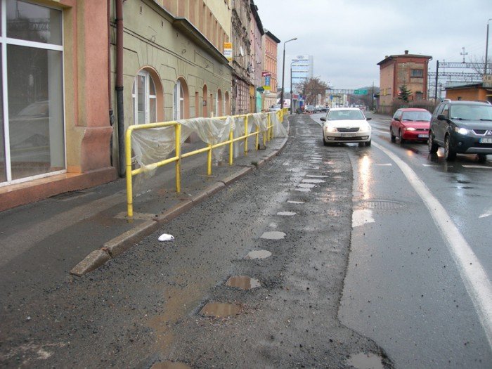 kto-zapaci-za-zniszczone-elewacje-foto-60949