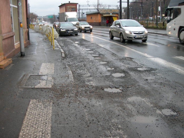 kto-zapaci-za-zniszczone-elewacje-foto-60949