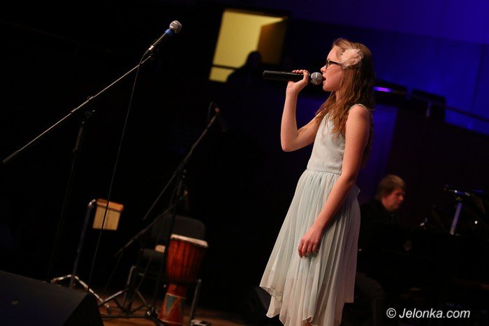 wspaniay-koncert-z-gwiazda-i-gwiazdkami-foto-60953