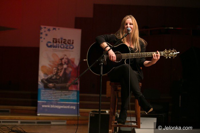 wspaniay-koncert-z-gwiazda-i-gwiazdkami-foto-60953