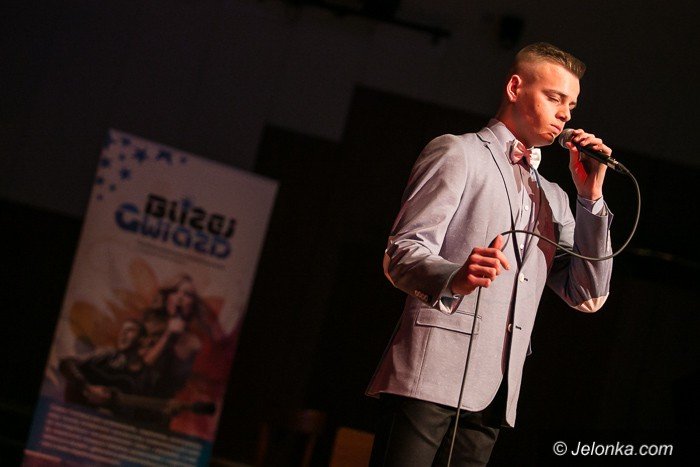 wspaniay-koncert-z-gwiazda-i-gwiazdkami-foto-60953