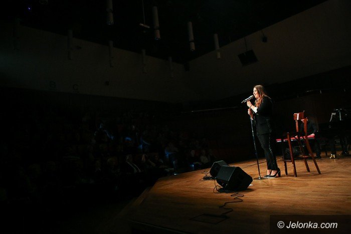 wspaniay-koncert-z-gwiazda-i-gwiazdkami-foto-60953