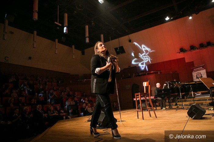 wspaniay-koncert-z-gwiazda-i-gwiazdkami-foto-60953