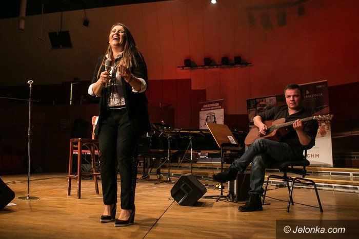 wspaniay-koncert-z-gwiazda-i-gwiazdkami-foto-60953