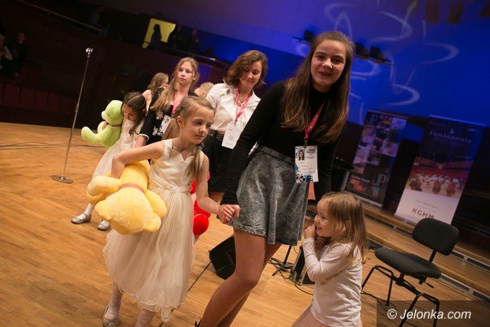 wspaniay-koncert-z-gwiazda-i-gwiazdkami-foto-60953