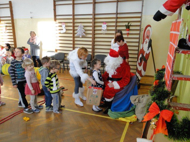 swiety-mikoaj-w-kostrzycy-i-sciegnach-foto-60972