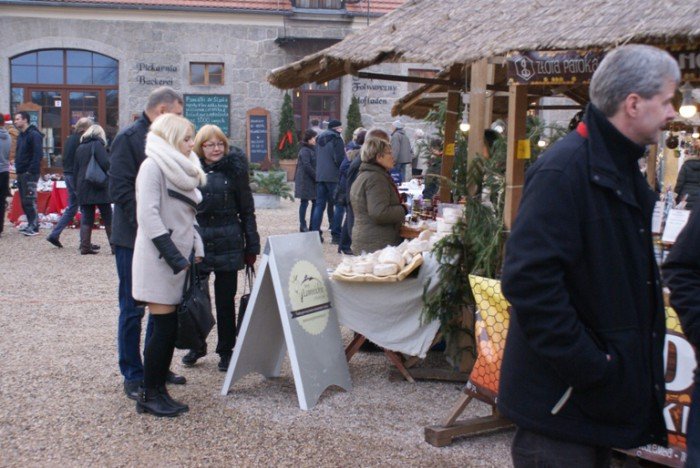 kiermasz-adwentowy-w-omnicy-takze-dzisiaj-foto-60973