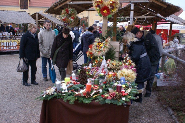 kiermasz-adwentowy-w-omnicy-takze-dzisiaj-foto-60973