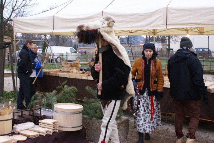kiermasz-adwentowy-w-omnicy-takze-dzisiaj-foto-60973