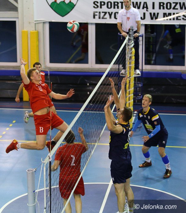 siatkarze-stawili-opor-liderowi-foto-60979