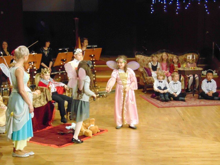 muzyczny-poranek-ze-spiaca-krolewna-i-mikoajem-foto-60986