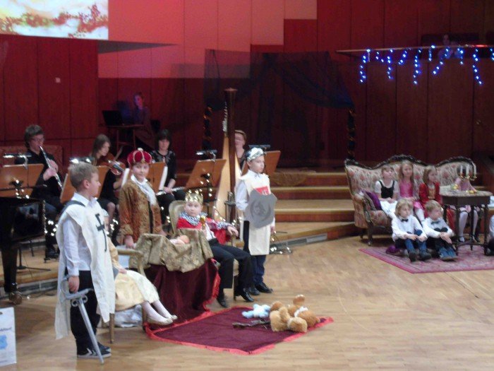 muzyczny-poranek-ze-spiaca-krolewna-i-mikoajem-foto-60986