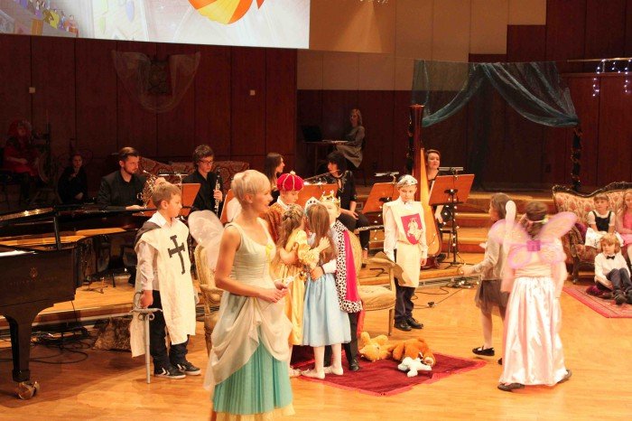muzyczny-poranek-ze-spiaca-krolewna-i-mikoajem-foto-60986