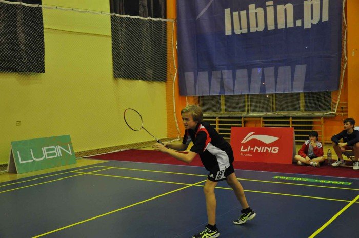 listopadowe-sukcesy-badmintonistow-chojnika-foto-60998