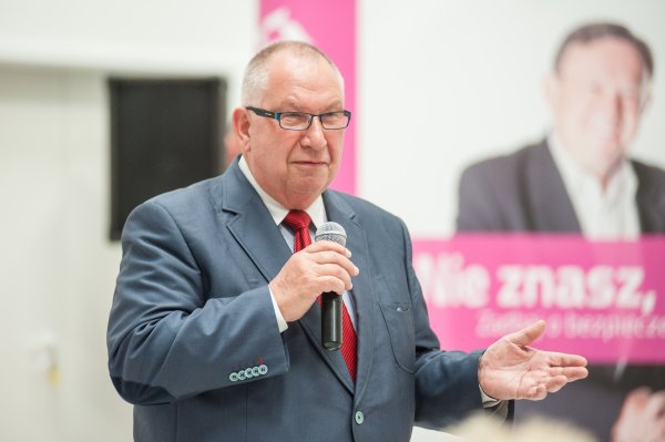 spotkania-dla-seniorow-z-fajbusiewiczem-dzisiaj-foto-61017