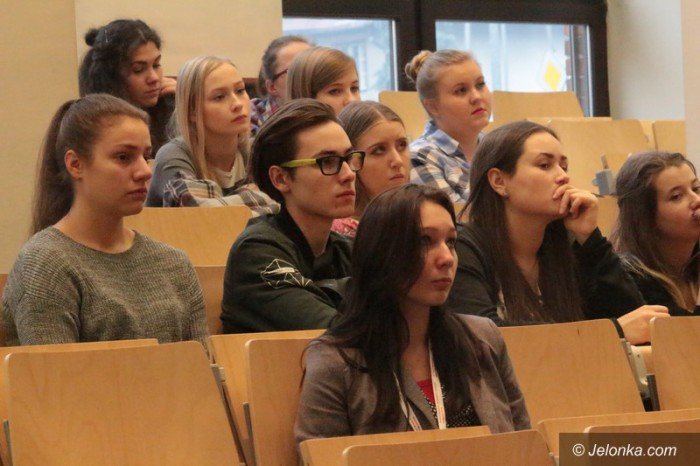 dzien-otwarty-i-targi-kariery-u-ekonomistow-foto-61051