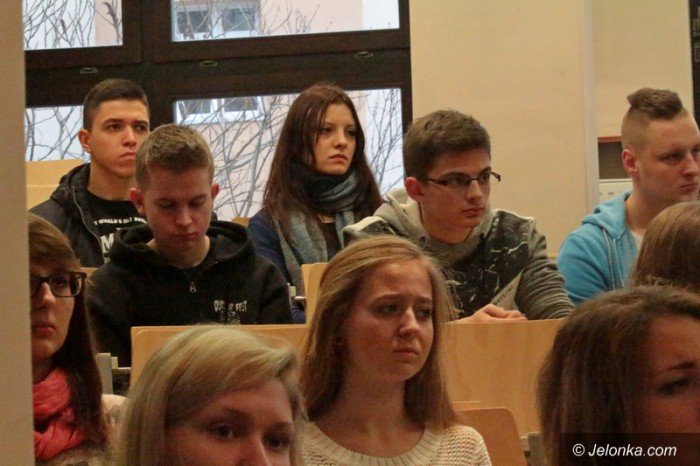 dzien-otwarty-i-targi-kariery-u-ekonomistow-foto-61051