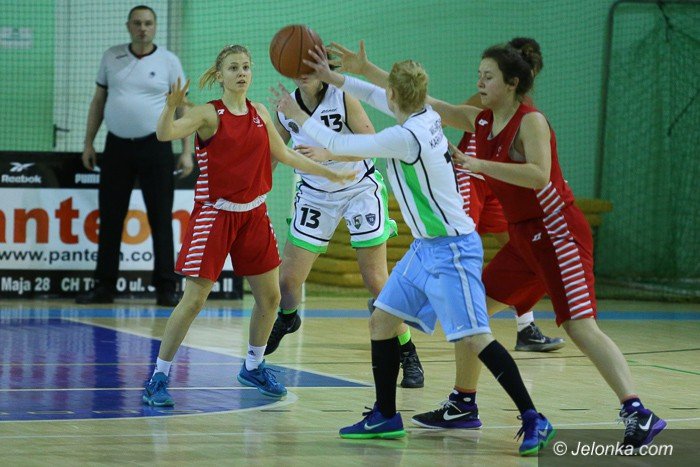 karkonosze-zmierzyy-sie-z-polska-u15-foto-61077