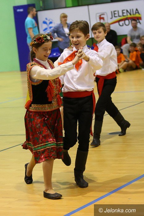 dzieci-rywalizoway-w-turnieju-mosu-foto-61086