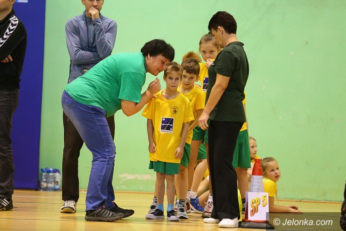 dzieci-rywalizoway-w-turnieju-mosu-foto-61086