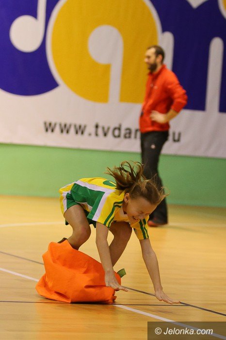 dzieci-rywalizoway-w-turnieju-mosu-foto-61086