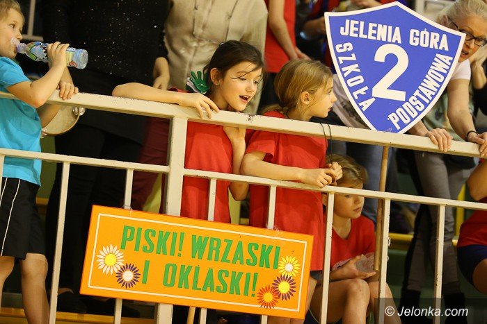 dzieci-rywalizoway-w-turnieju-mosu-foto-61086