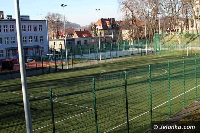 kiedy-beda-czynne-jeleniogorskie-lodowiska-foto-61087