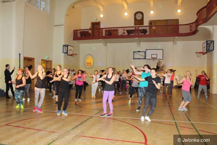maraton-pisania-listow-zumba-na-znaczki-foto-61104