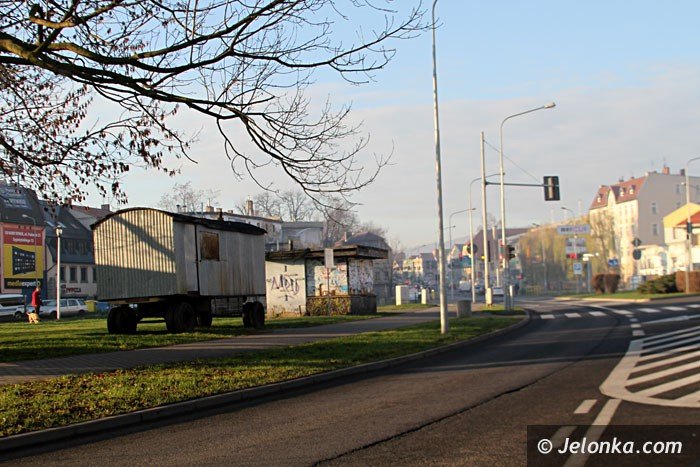 czyje-to-obiekty-historii-szpecace-ulice-foto-61109
