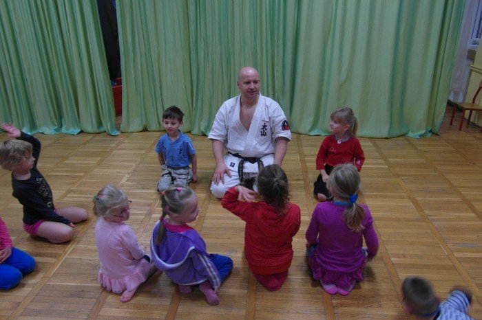 zajecia-karate-w-przedszkolu-foto-61172