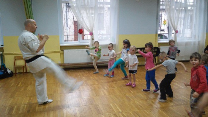 zajecia-karate-w-przedszkolu-foto-61172