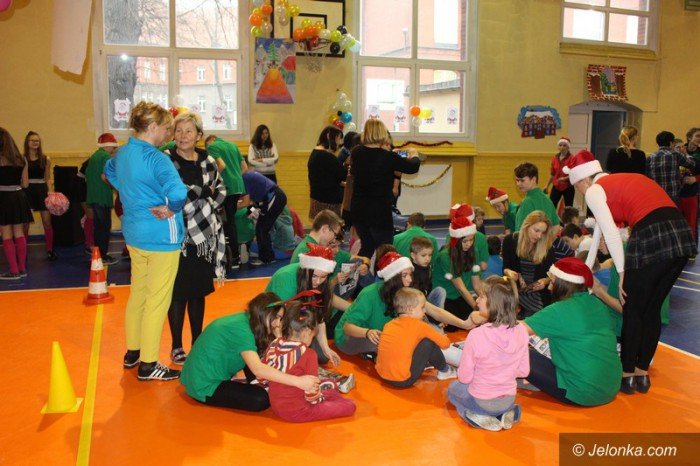 gimnazjalisci-integrowali-sie-z-niepenosprawnymi-foto-61205