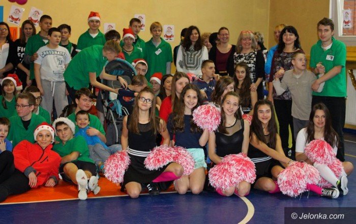 gimnazjalisci-integrowali-sie-z-niepenosprawnymi-foto-61205