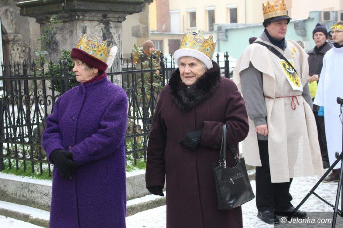 jeleniogorzanie-podazali-sladem-trzech-kroli-foto-61363