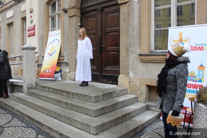 jeleniogorzanie-podazali-sladem-trzech-kroli-foto-61363