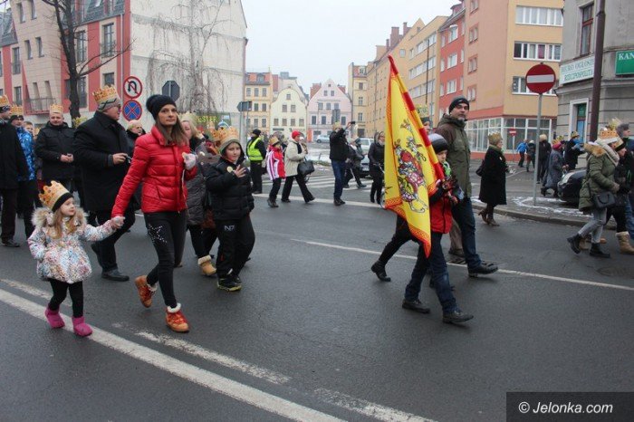 jeleniogorzanie-podazali-sladem-trzech-kroli-foto-61363