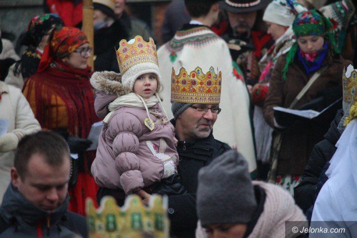 jeleniogorzanie-podazali-sladem-trzech-kroli-foto-61363