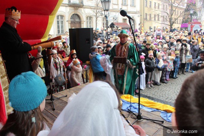 jeleniogorzanie-podazali-sladem-trzech-kroli-foto-61363