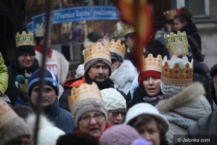 jeleniogorzanie-podazali-sladem-trzech-kroli-foto-61363