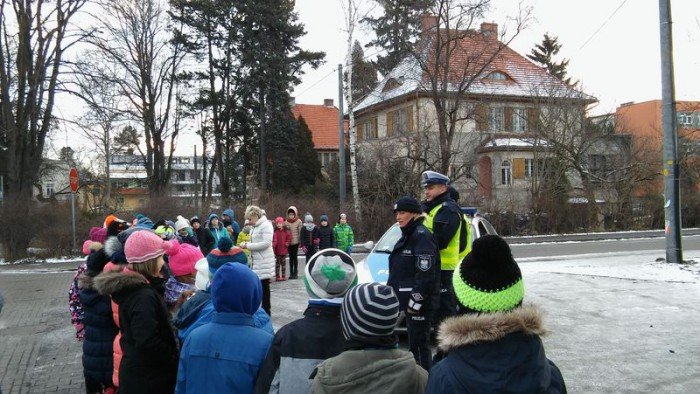 bezpieczne-ferie-spotkanie-w-szostce-foto-61471