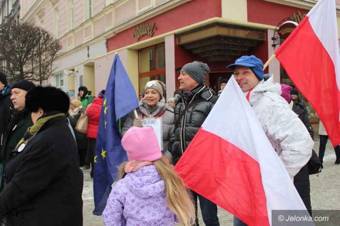 jeleniogorzanie-w-obronie-demokracji-foto-61581