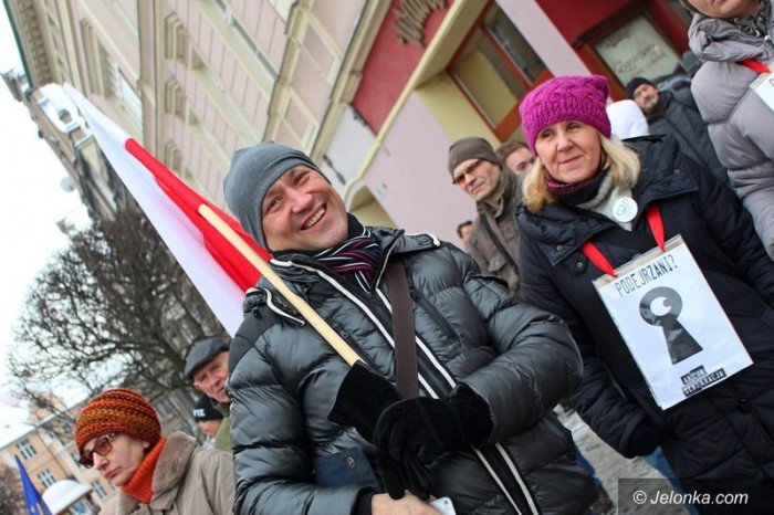 jeleniogorzanie-w-obronie-demokracji-foto-61581