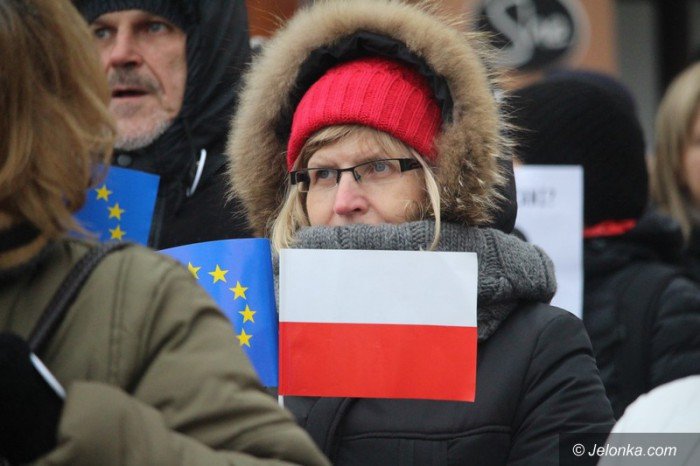 jeleniogorzanie-w-obronie-demokracji-foto-61581