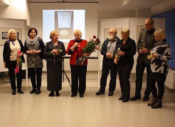 love-i-kontrastowe-spojrzenia-2-w-muzeum-karkonoskim-foto-61589