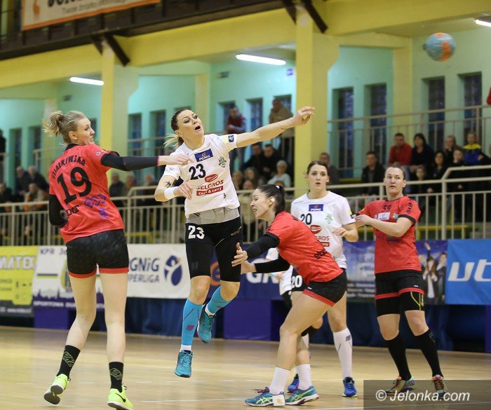 po-starciu-z-mistrzem-z-podniesiona-gowa-foto-61594
