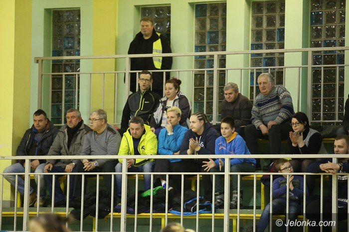 po-starciu-z-mistrzem-z-podniesiona-gowa-foto-61594